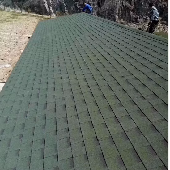Materiales para techos de construcción rápida Tejas de asfalto Precio de tejas laminadas de fibra de vidrio